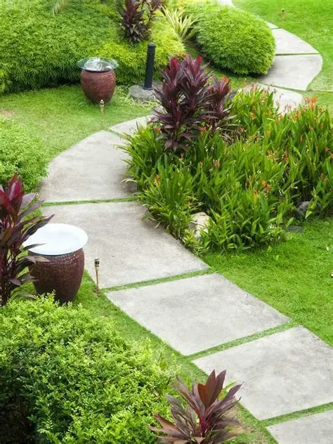 ممرات حجرية